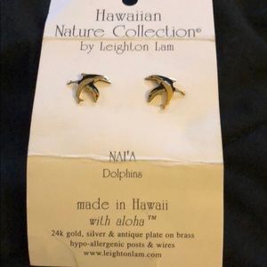 24k gold plated dolphin earrings from Hawaii